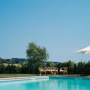 Gatto Bianco Tizzauli Farm stay Montespertoli